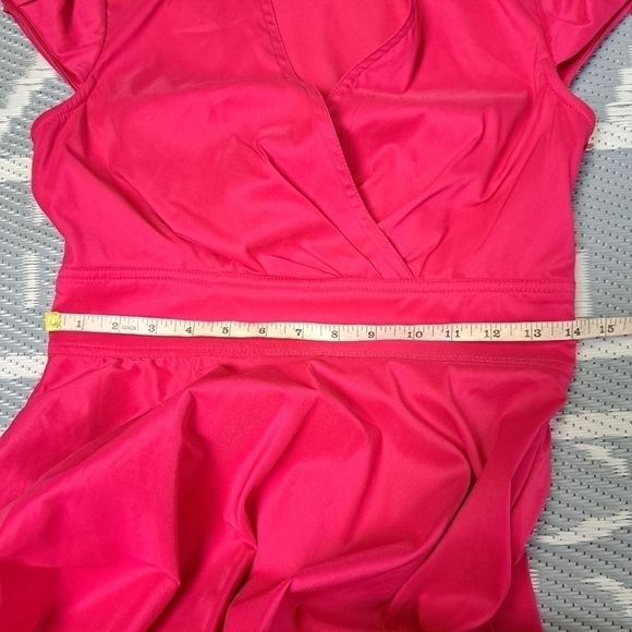 Betsey Johnson Cosmopolitan Hot pink dress - Picture 12 of 13